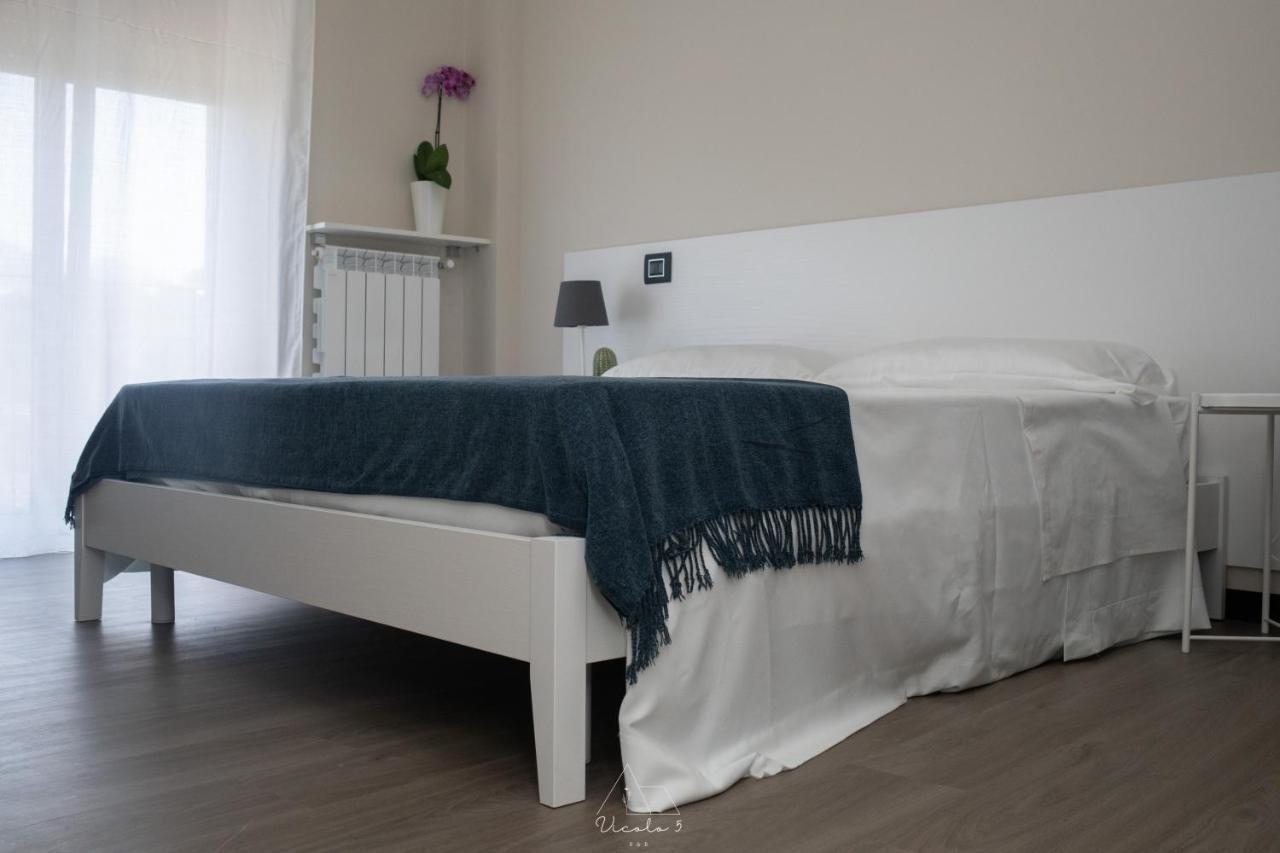 Vicolo 5 Bed & Breakfast Salerno Exterior photo