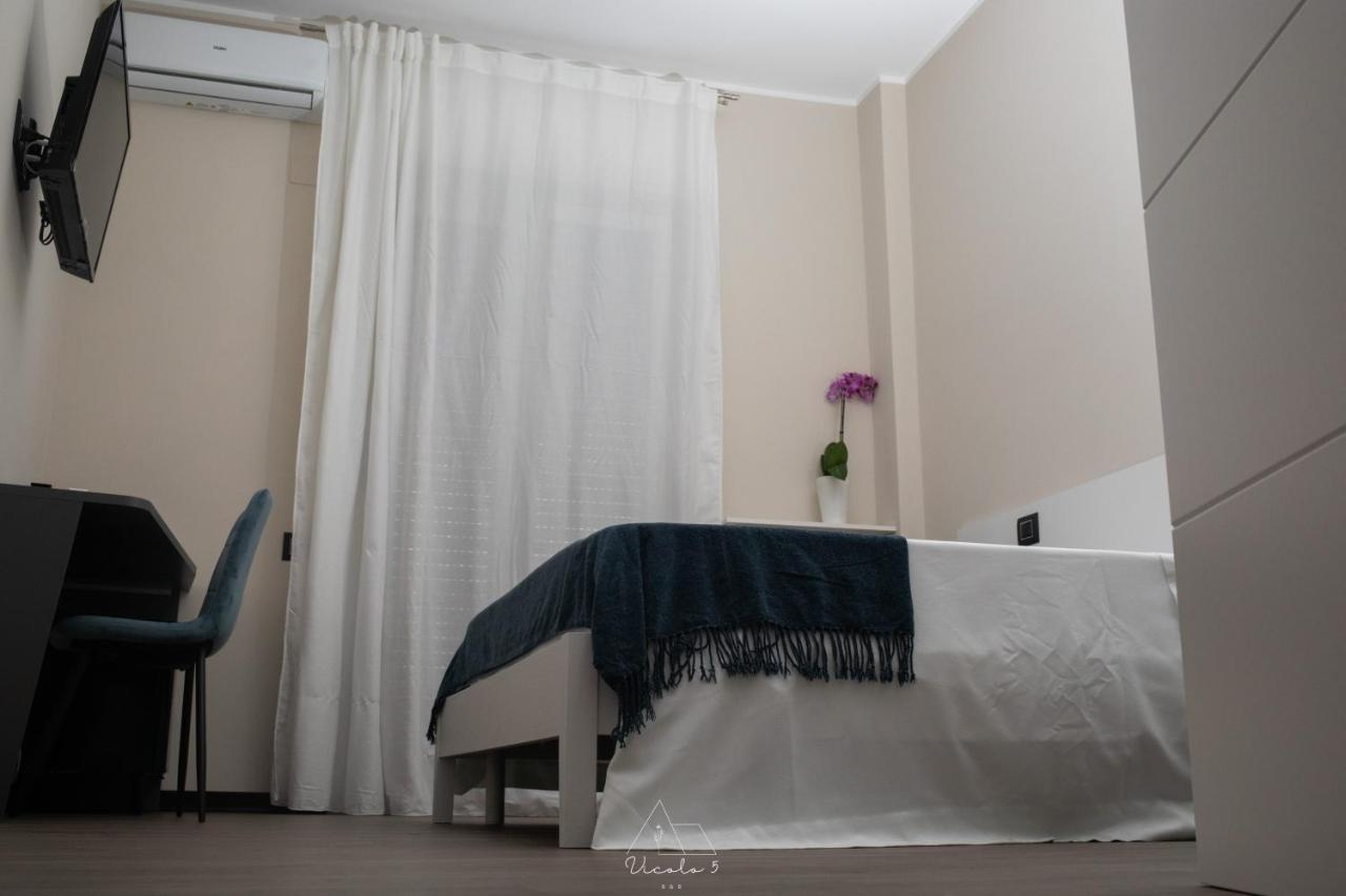 Vicolo 5 Bed & Breakfast Salerno Exterior photo